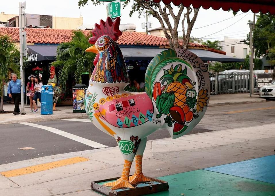 Amazing Experience In Calle Ocho Miami Eksteriør billede